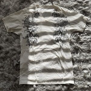 Cream Graphic V-Neck T-Shirt